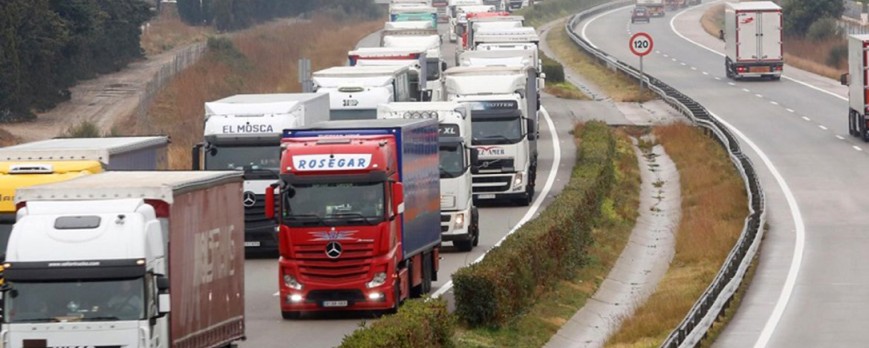 Pérdidas en el sector agrario por el bloqueo de camiones en Francia